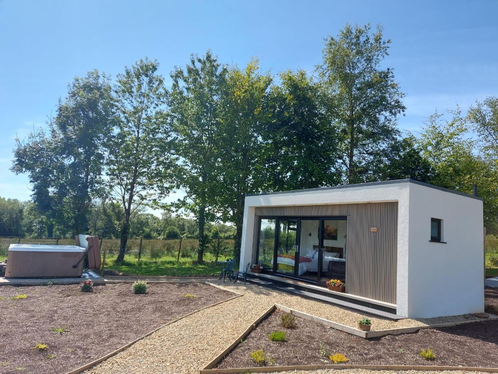 Lakescape - Waterfront Self- Catering Cabins Enniskillen Chambre photo
